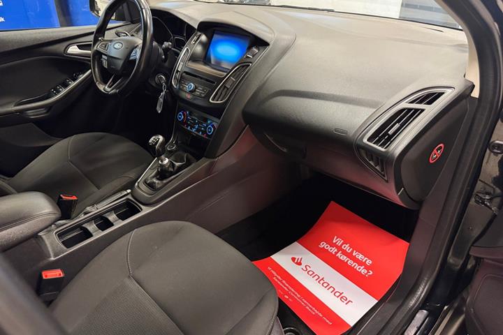 Sort Ford Focus fra 2015