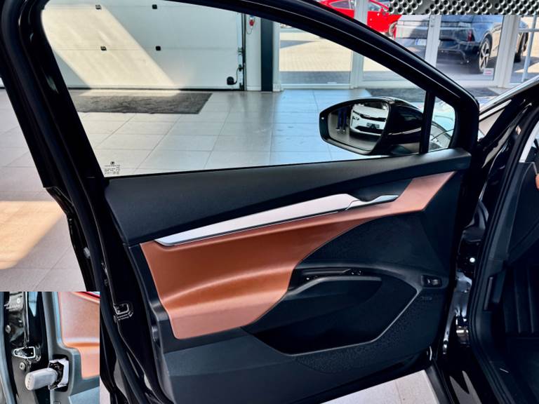 Skoda Enyaq 85x iV Suite Maxx