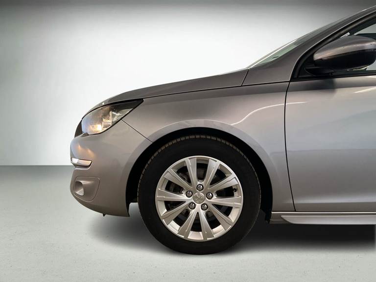 Peugeot 308 1,6 BlueHDi 120 Allure Sky SW