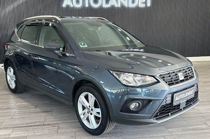 Grå Seat Arona fra 2019
