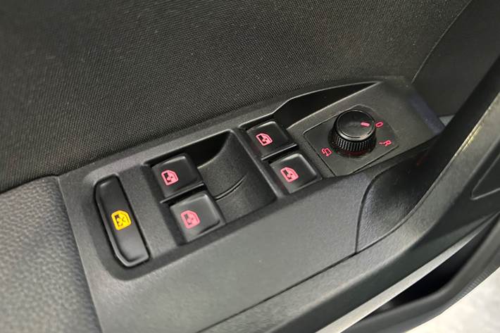 Grå Seat Arona fra 2019