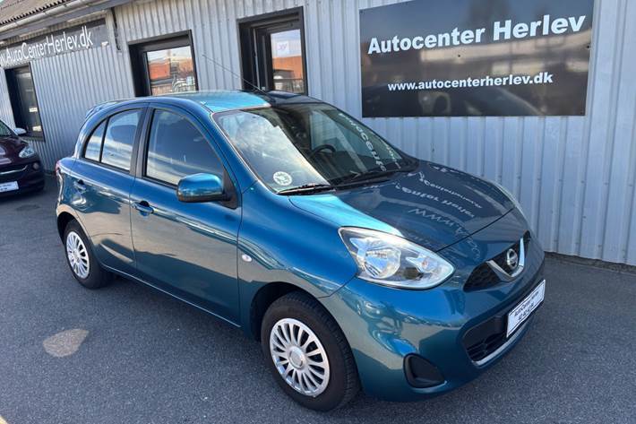 Blå Nissan Micra fra 2014