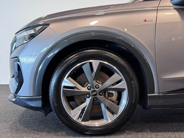 Audi Q4 e-tron 40 S-line Sportback