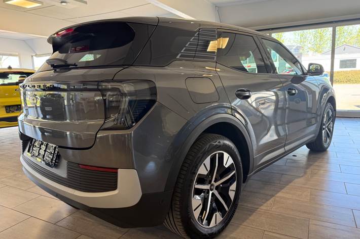 Grå Ford Explorer fra 2025