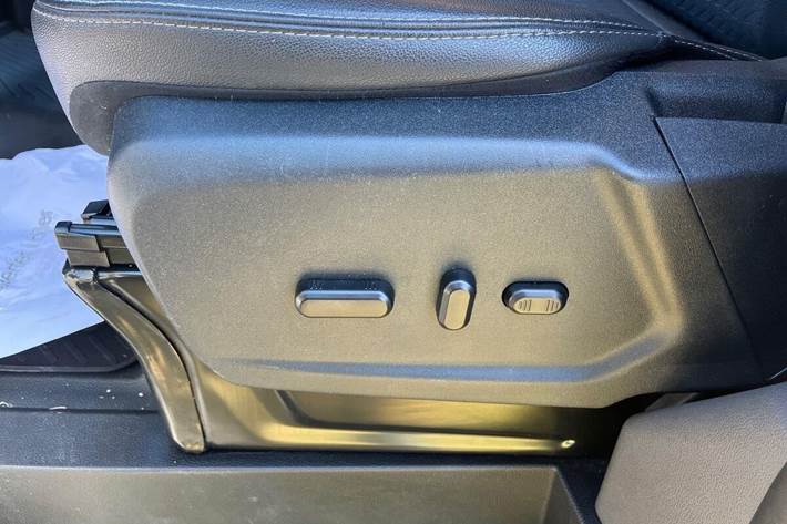 Beige Ford Transit Custom 320 L2 fra 2023