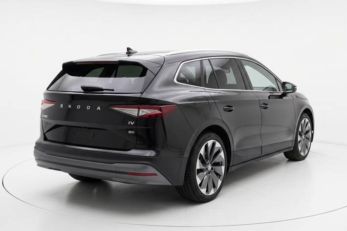 Sort Skoda Enyaq fra 2023