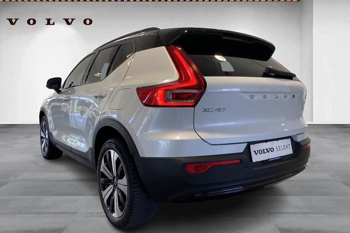 Hvid Volvo XC40 fra 2022