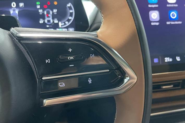 Grå Mazda 6e fra 2026