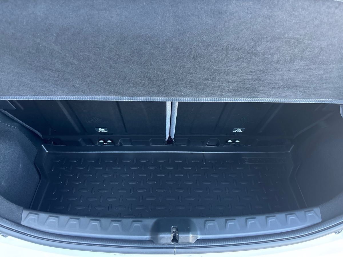 Hvid Toyota Aygo fra 2021