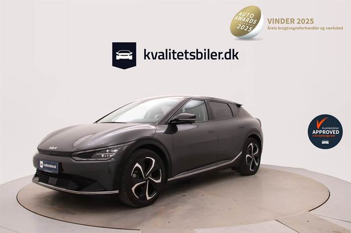 Grå Kia EV6 fra 2023 set udefra