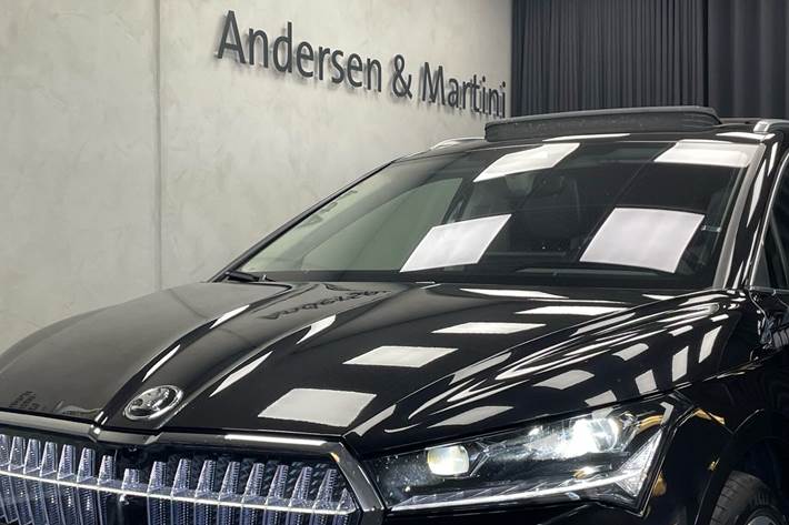 Sort Skoda Enyaq fra 2022