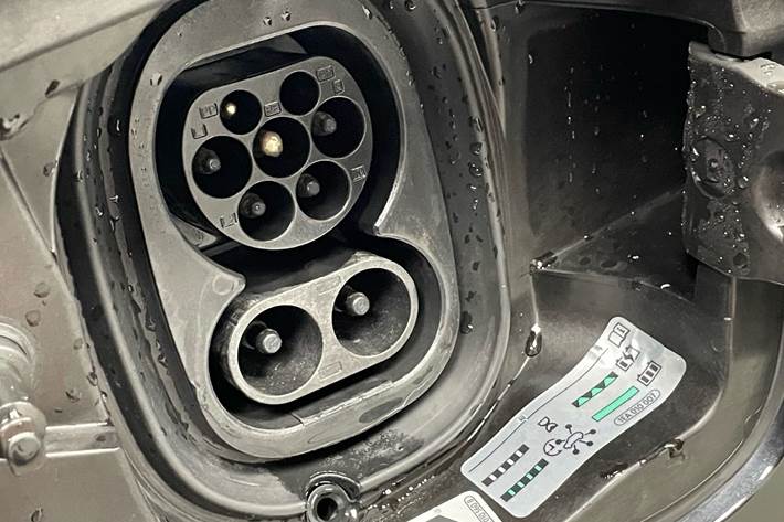 Sort Skoda Enyaq fra 2022