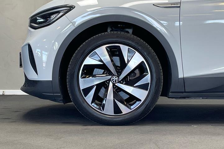 Hvid VW ID.4 fra 2021