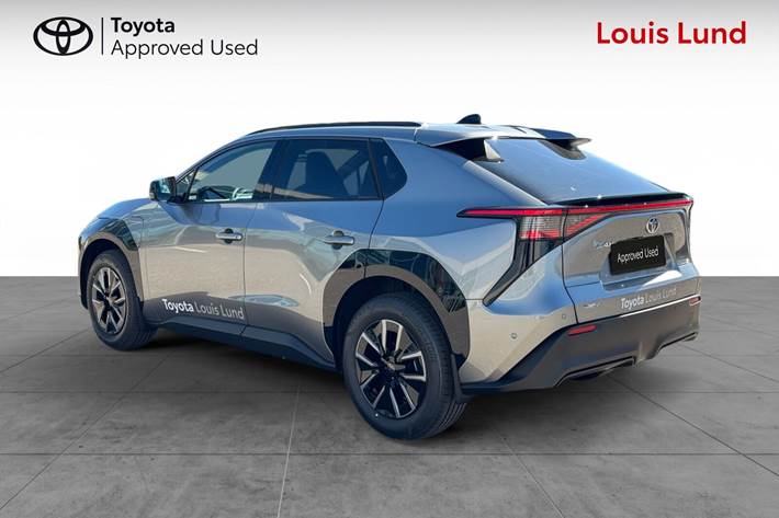 undefined Toyota BZ4X fra 2026