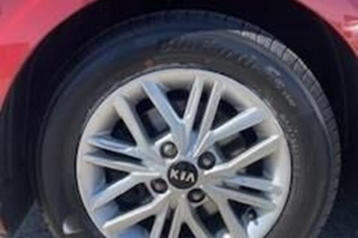 Orange Kia Picanto fra 2021