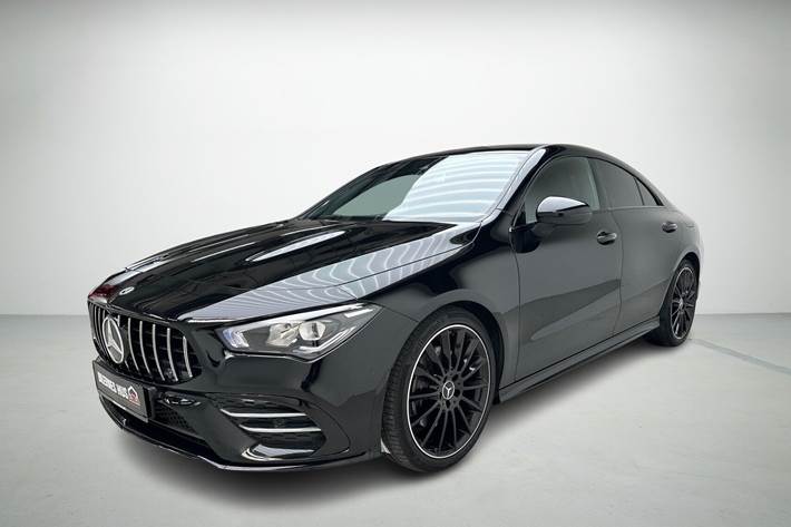 Sort Mercedes CLA200 fra 2020