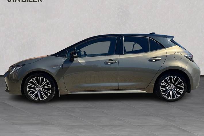 Bronze Toyota Corolla fra 2019