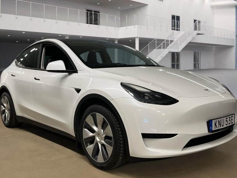 Tesla Model Y EL RWD 299HK 5d Aut.