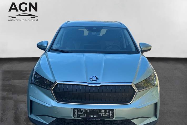 Turquoise Skoda Enyaq fra 2021