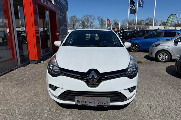 Hvid Renault Clio IV fra 2017