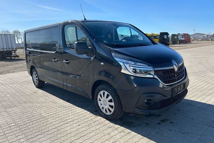 Sort Renault Trafic T29 fra 2021