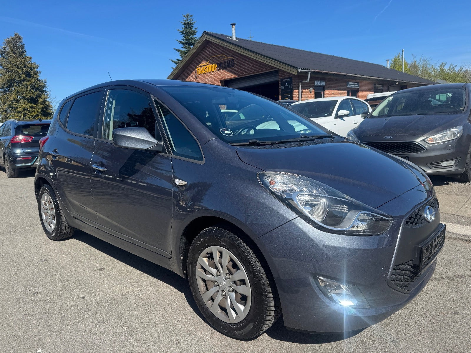 undefined Hyundai ix20 fra 2016 set udefra