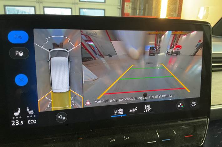 Grå VW ID.Buzz fra 2024