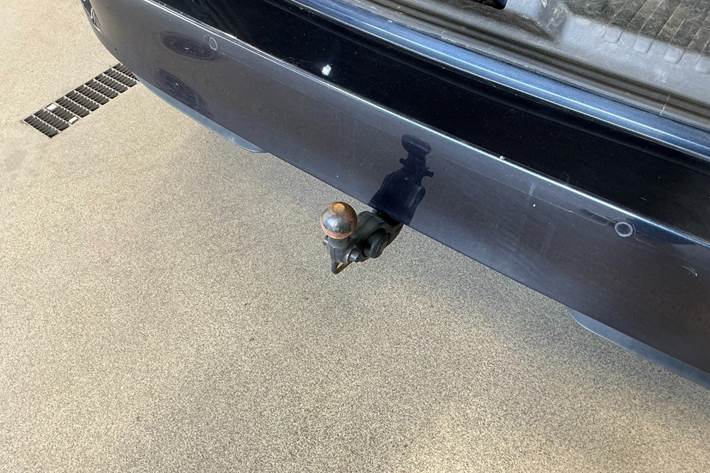 Grå VW ID.Buzz fra 2023