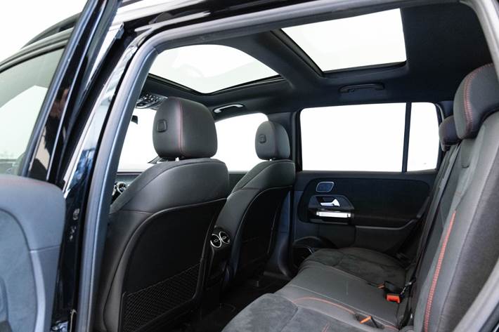 Sort Mercedes EQB350 fra 2026