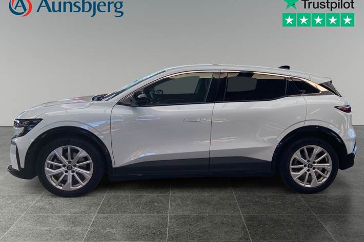 Hvid Renault Megane E-Tech fra 2022