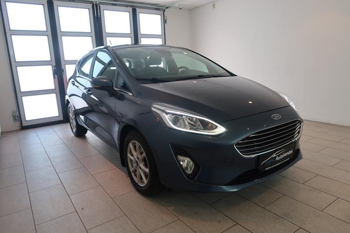 Blå Ford Fiesta fra 2020