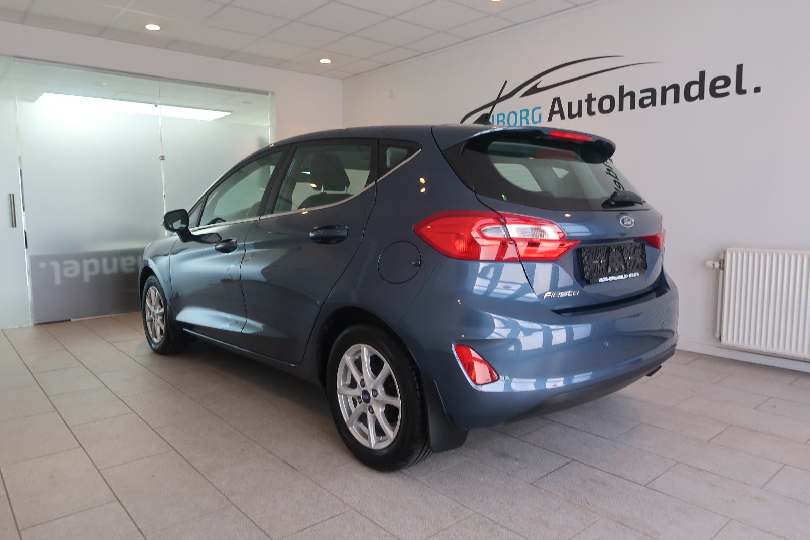 Blå Ford Fiesta fra 2020
