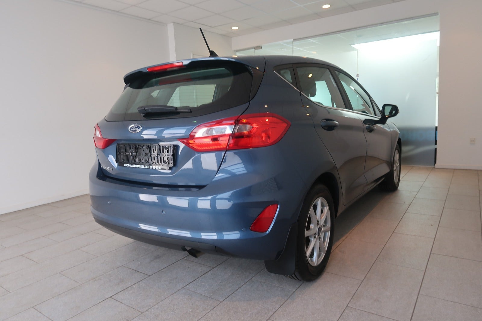 Blå Ford Fiesta fra 2020