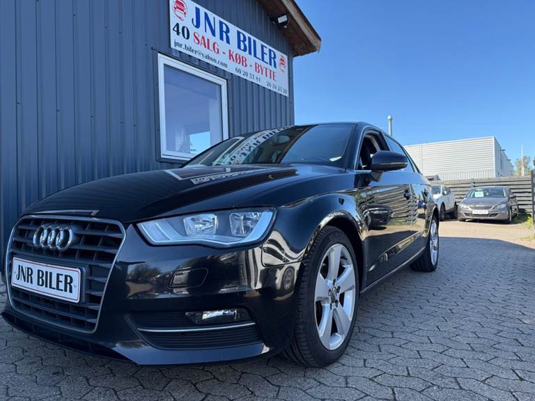 Audi A3 1,6 TDi 110 Ambiente Sportback