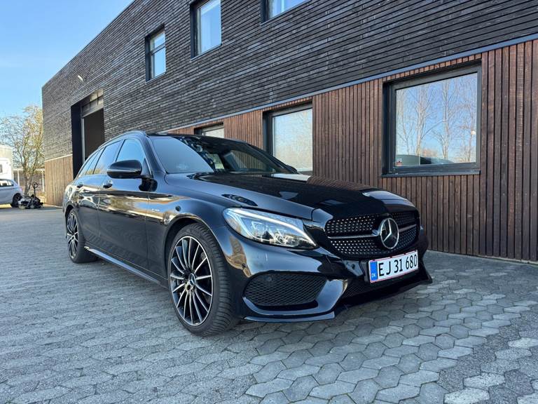 Mercedes C43 3,0 AMG stc. aut. 4Matic