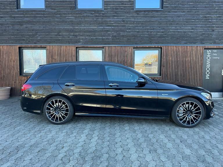 Mercedes C43 3,0 AMG stc. aut. 4Matic