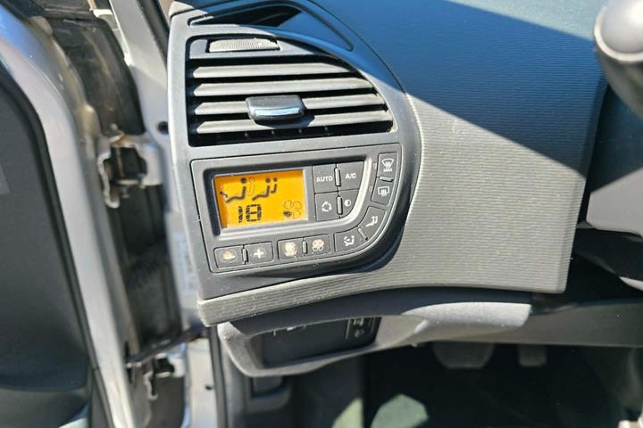 Sølv Citroën C4 Picasso fra 2010