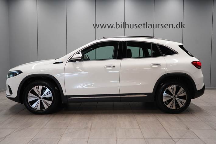 Hvid Mercedes EQA250 fra 2022