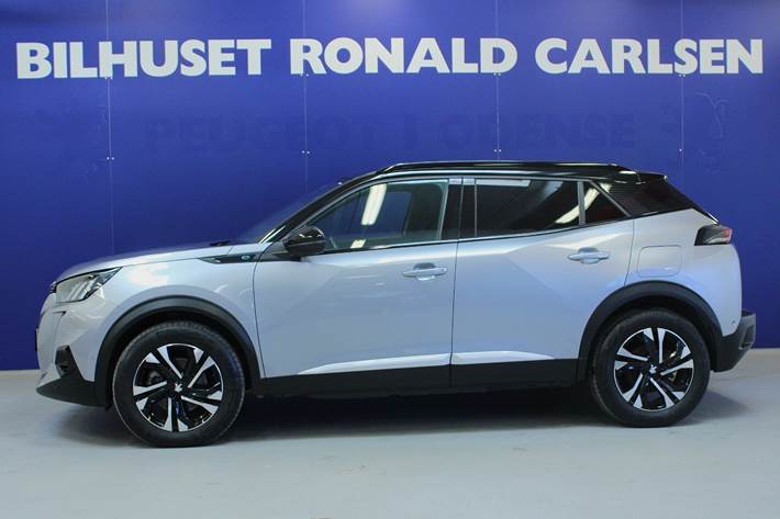 Sølv Peugeot e-2008 fra 2022