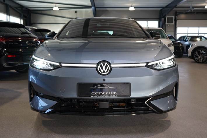 Blå VW ID.7 fra 2024