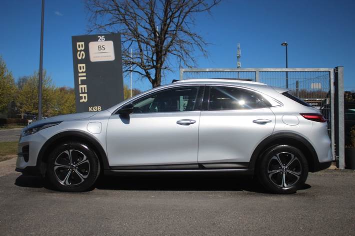 Sølv Kia XCeed fra 2021