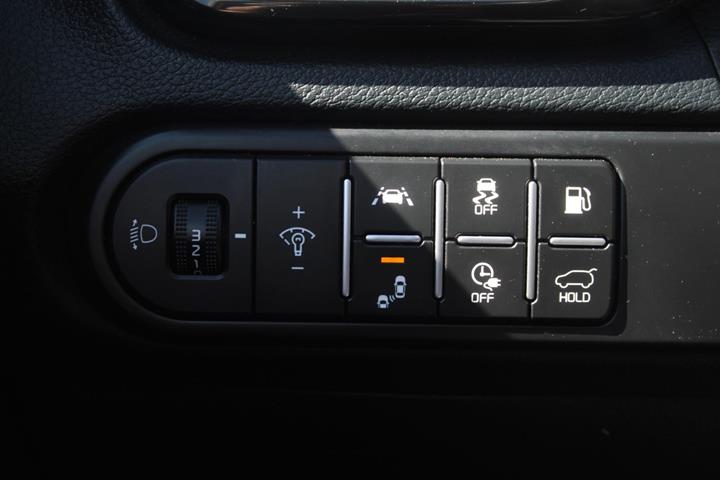 Sølv Kia XCeed fra 2021