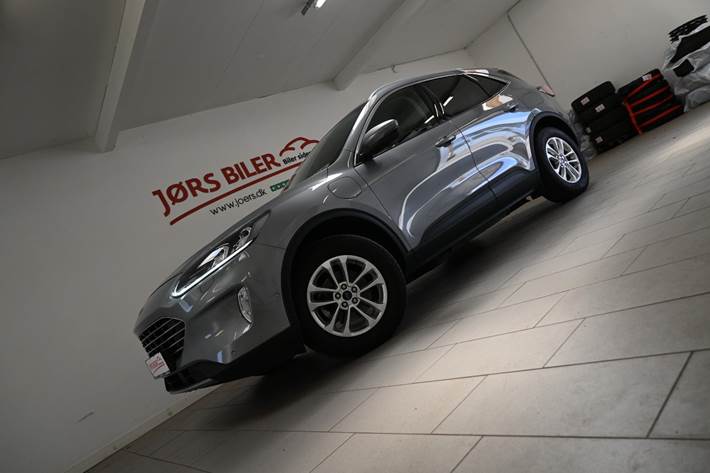 Sølv Ford Kuga fra 2021