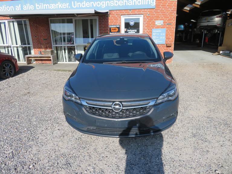 Opel Astra 1,6 CDTi 95 Enjoy