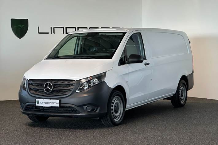 Hvid Mercedes eVito 111 fra 2021