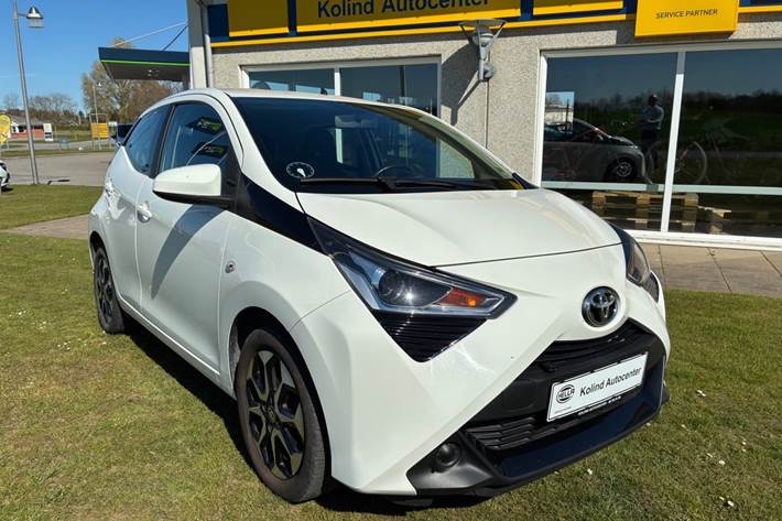 Hvid Toyota Aygo fra 2019