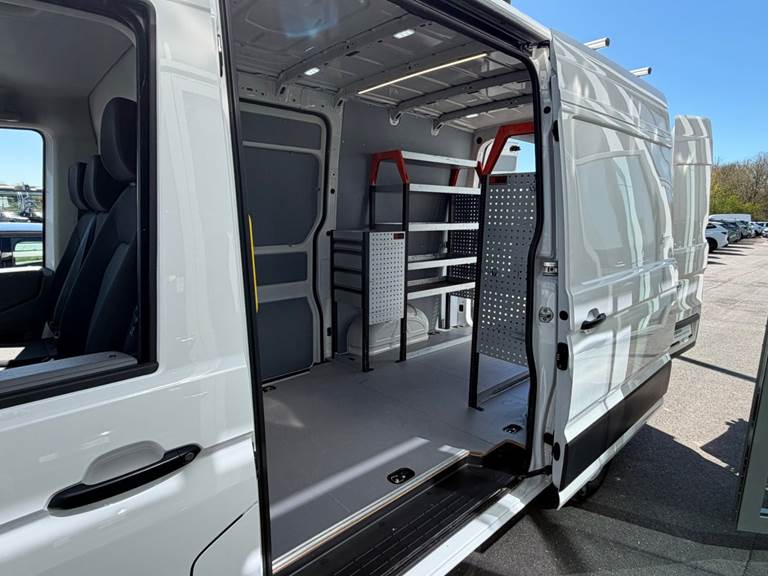 VW Crafter 35 2,0 TDi 140 Kassevogn L3H2