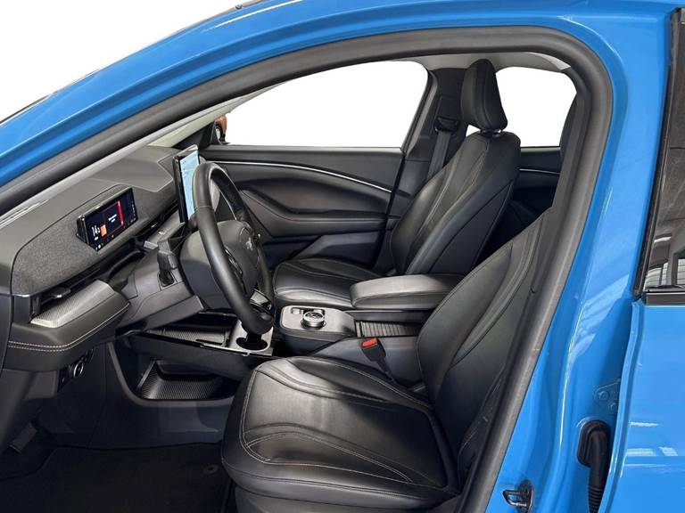 Ford Mustang Mach-E 70 Premium Standard Range