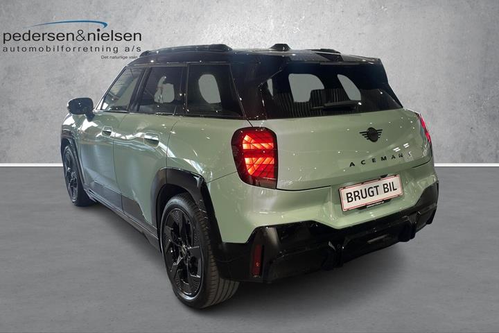 Grøn Mini Aceman fra 2025