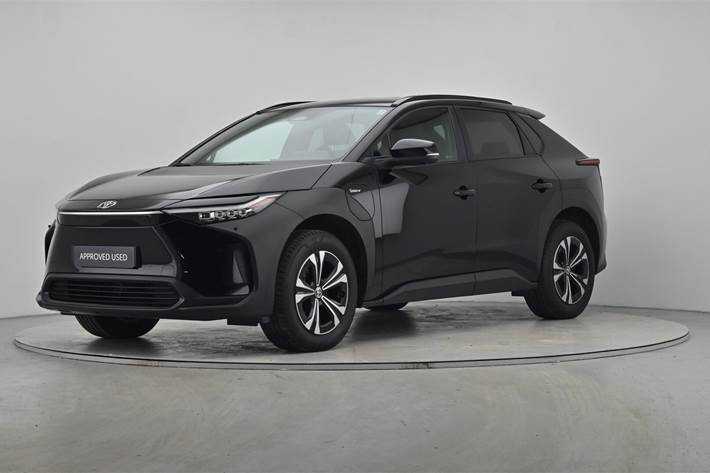 Sort Toyota BZ4X fra 2024